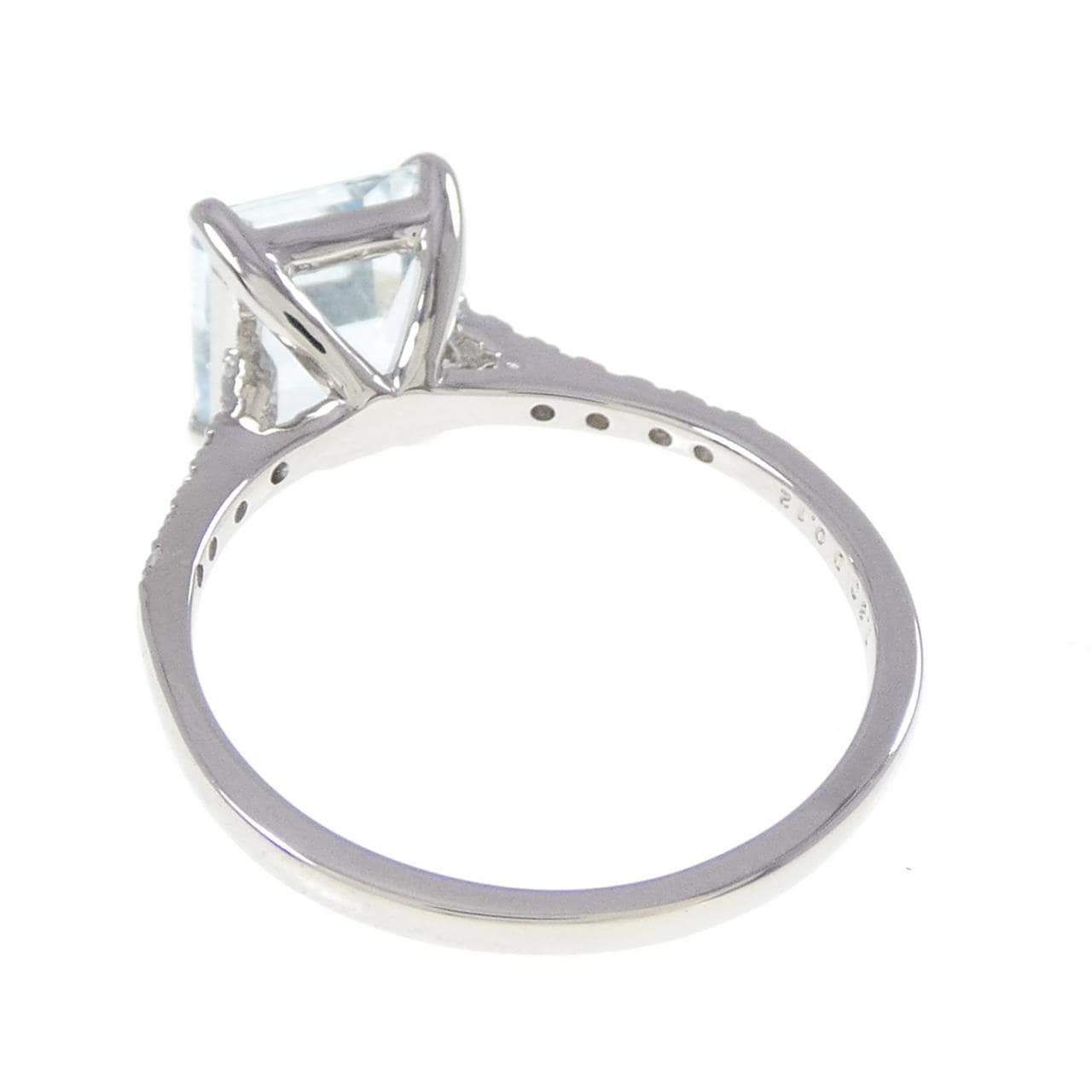 PT900 アクアマリン リング 1.80CT