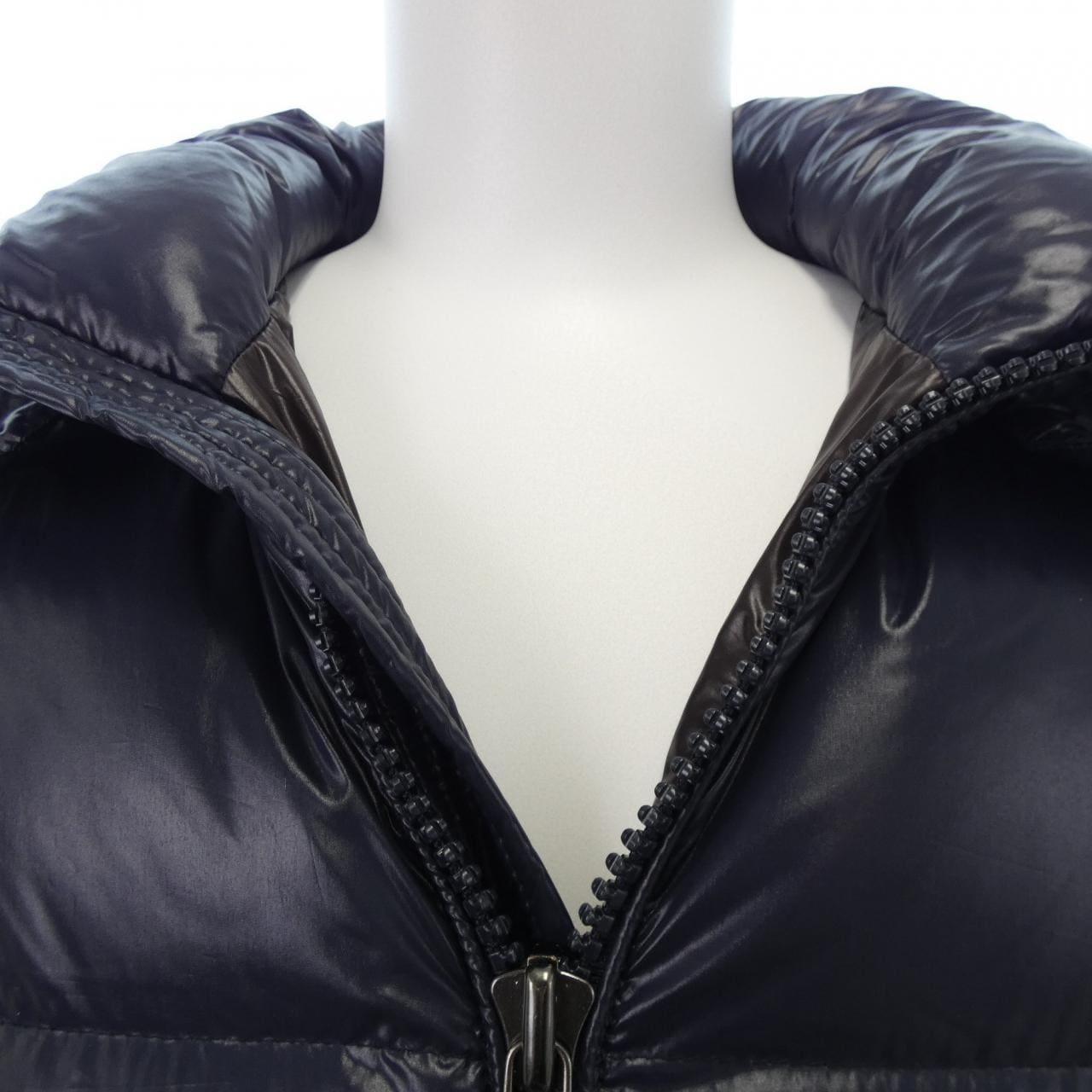 モンクレール MONCLER MAYA ダウンジャケット