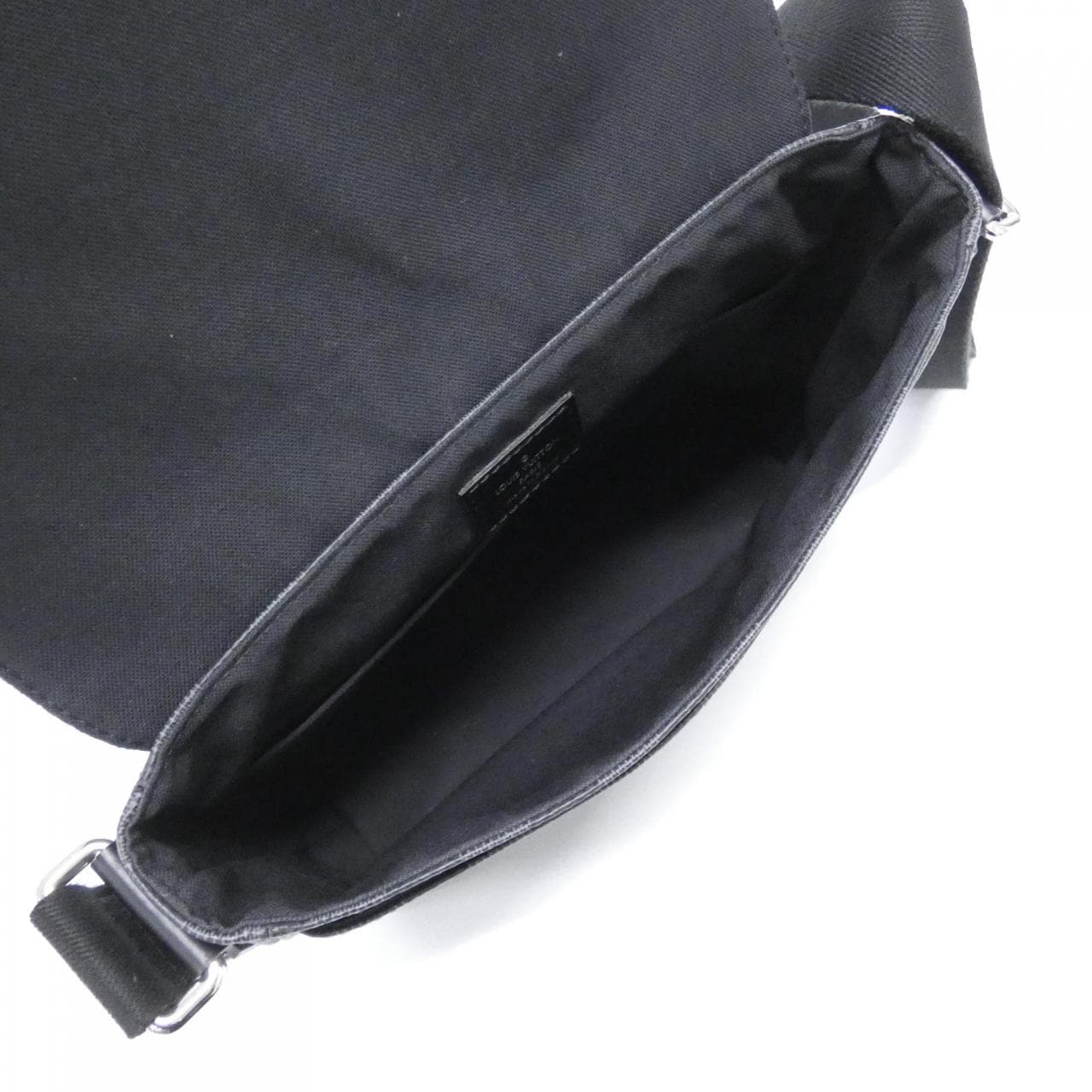 ルイヴィトン ダミエ グラフィット ディストリクト PM N41260 ショルダーバッグ