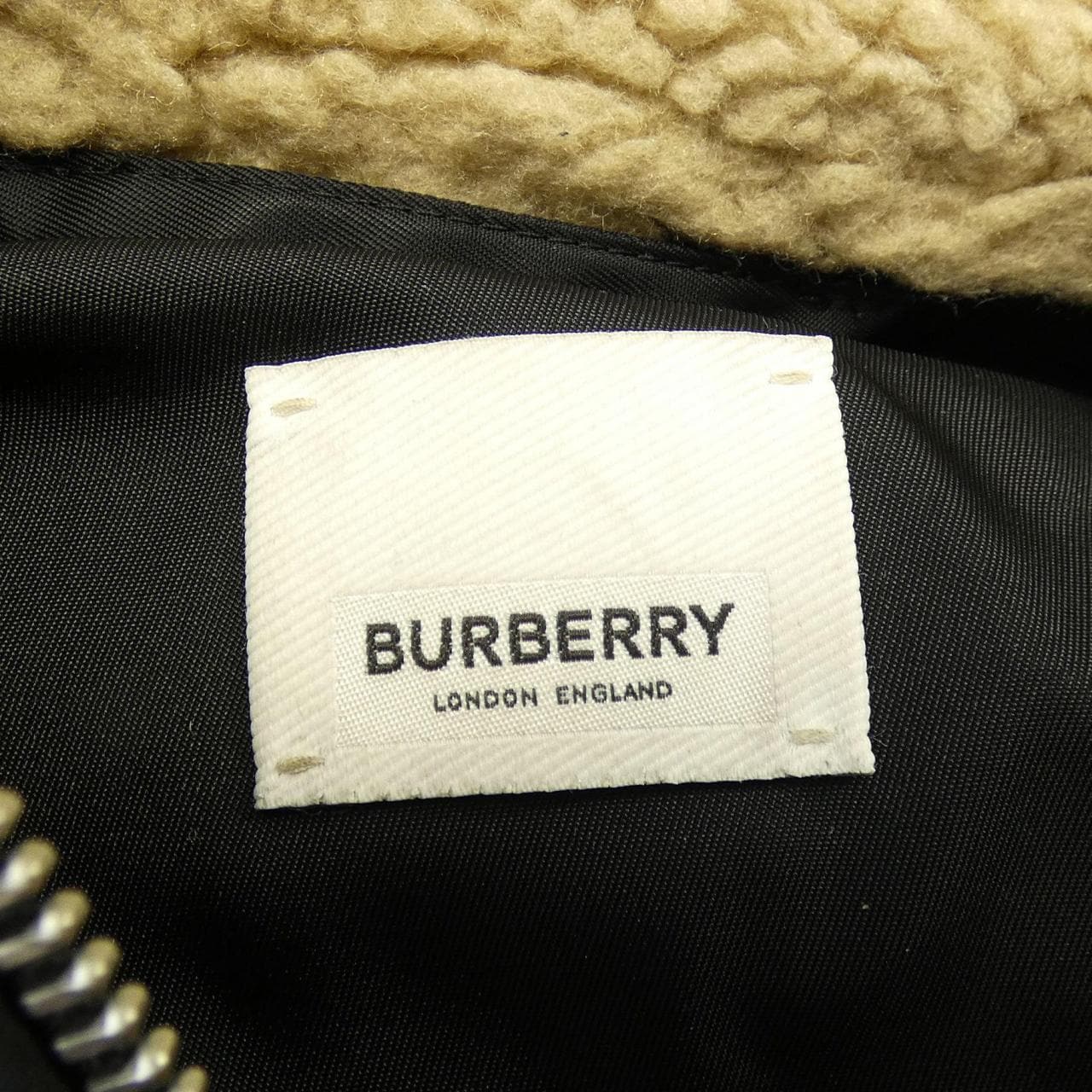 バーバリー BURBERRY 80187581 ダウンジャケット