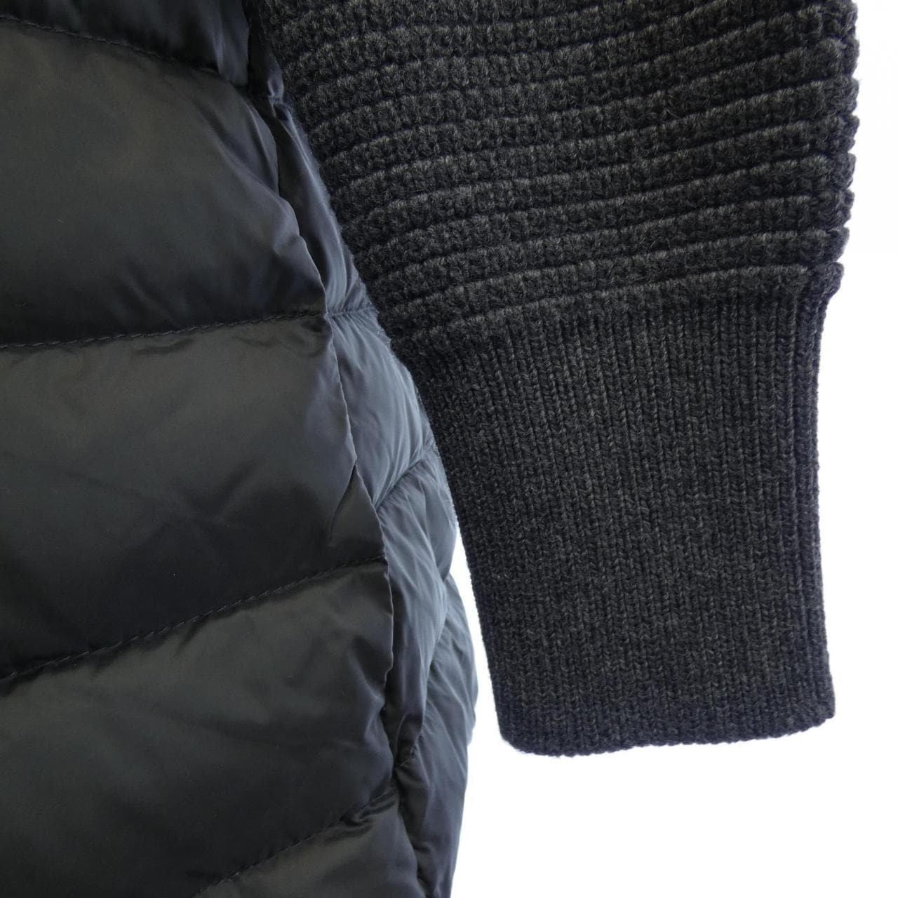 モンクレール MONCLER 20939453400 ダウンジャケット