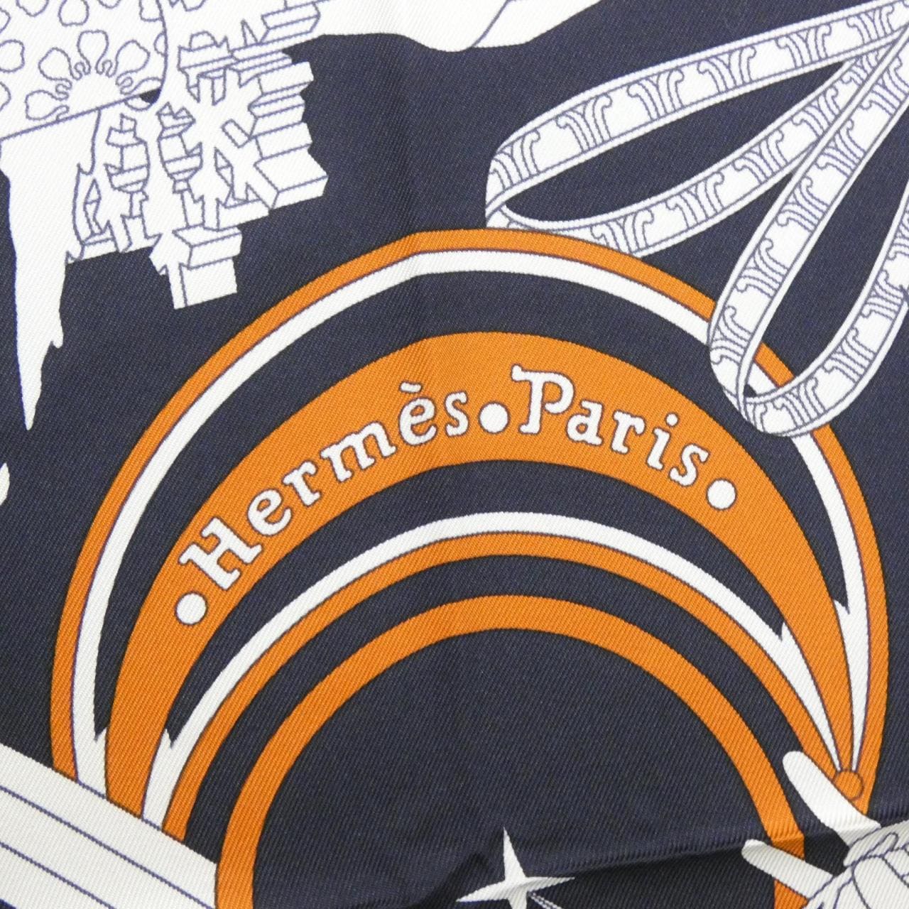 エルメス LE SACRE DES SAI'SONS カレ スカーフ