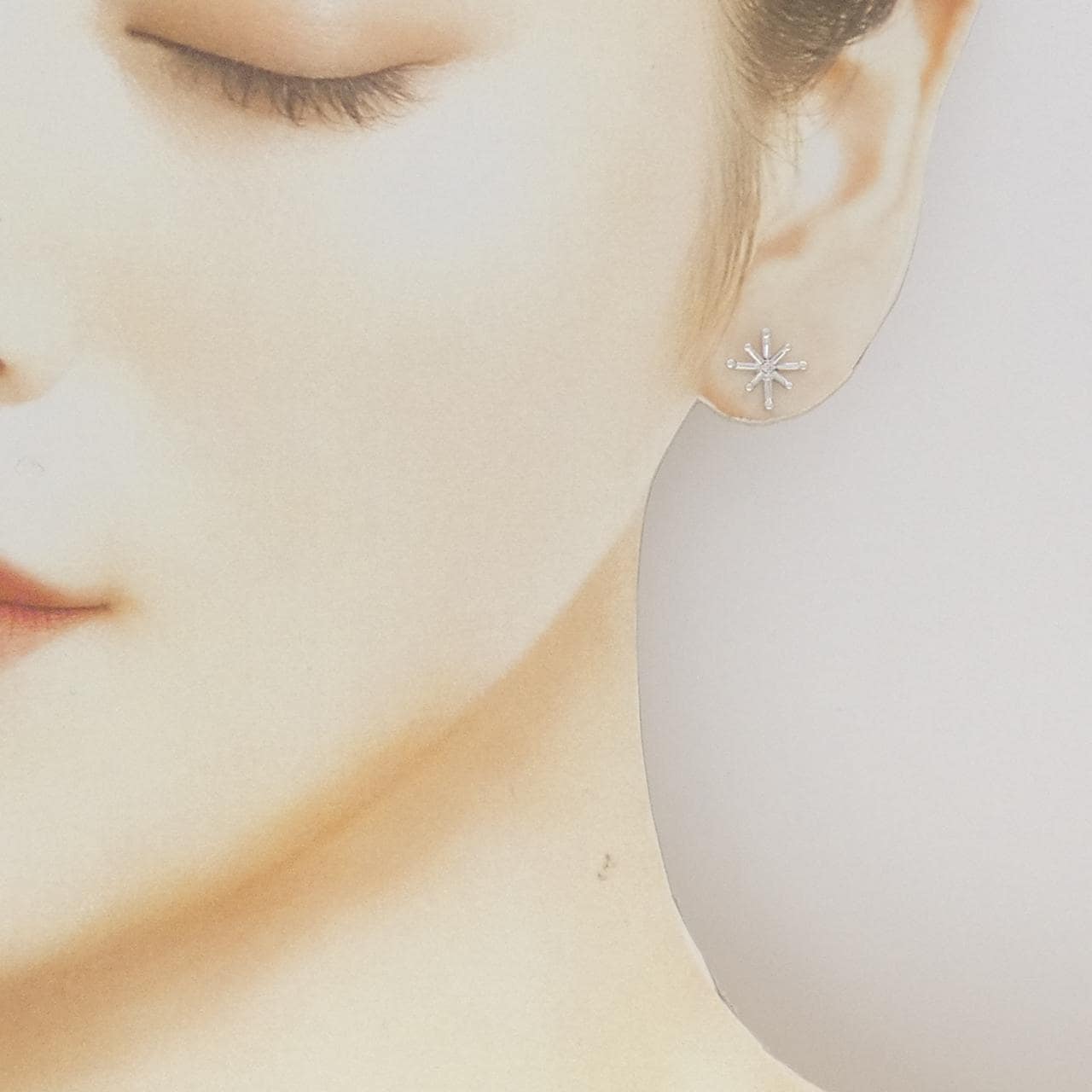 K18WG ダイヤモンド ピアス 0.02CT