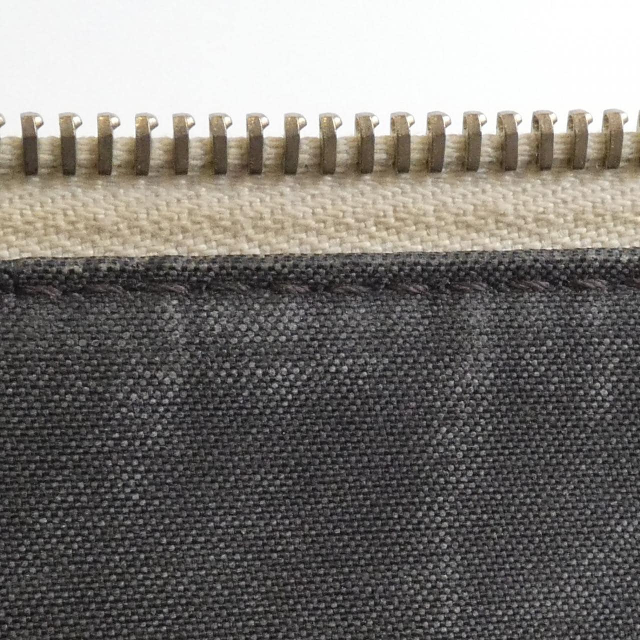 フェンディ BAG BUGS バイ ザ ウェイ 8BL124 A1FV バッグ