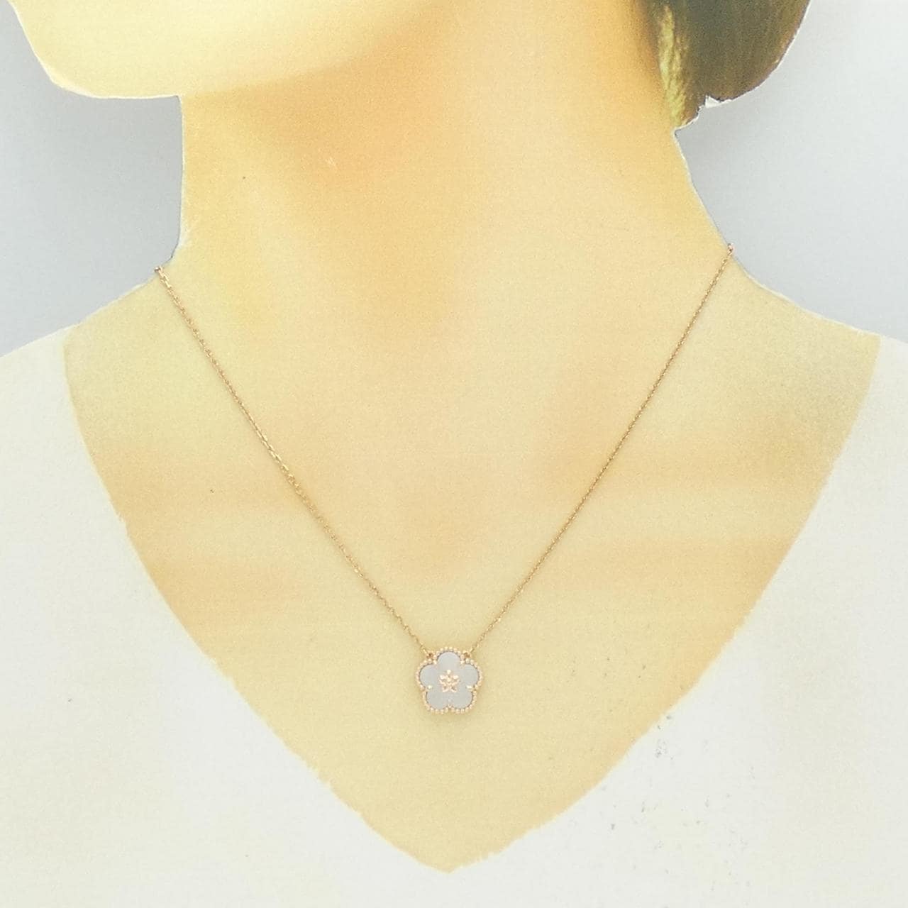 ヴァンクリーフ&アーペル ラッキー スプリング プラムブロッサム ネックレス
