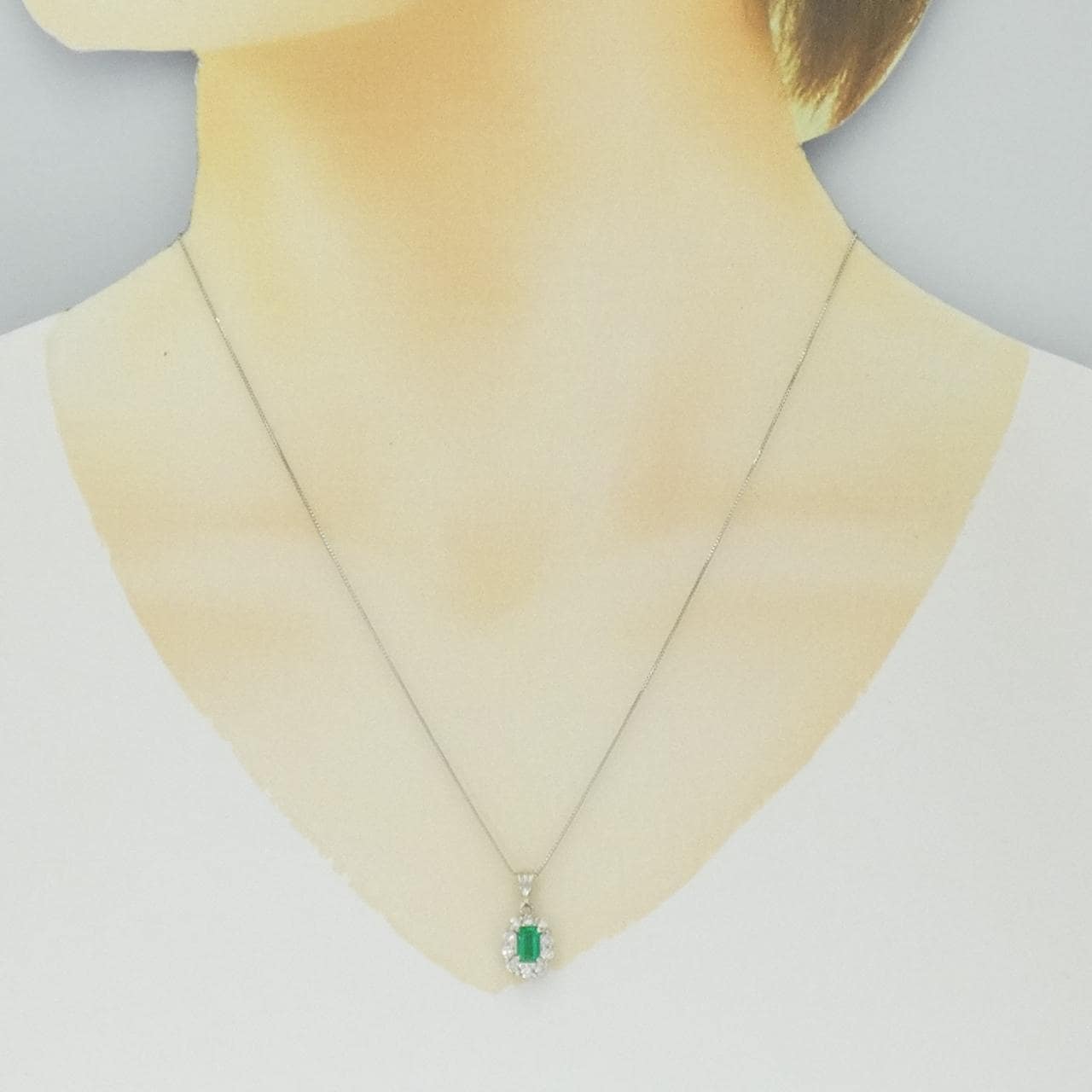 PT900/PT850 エメラルド ネックレス 0.44CT