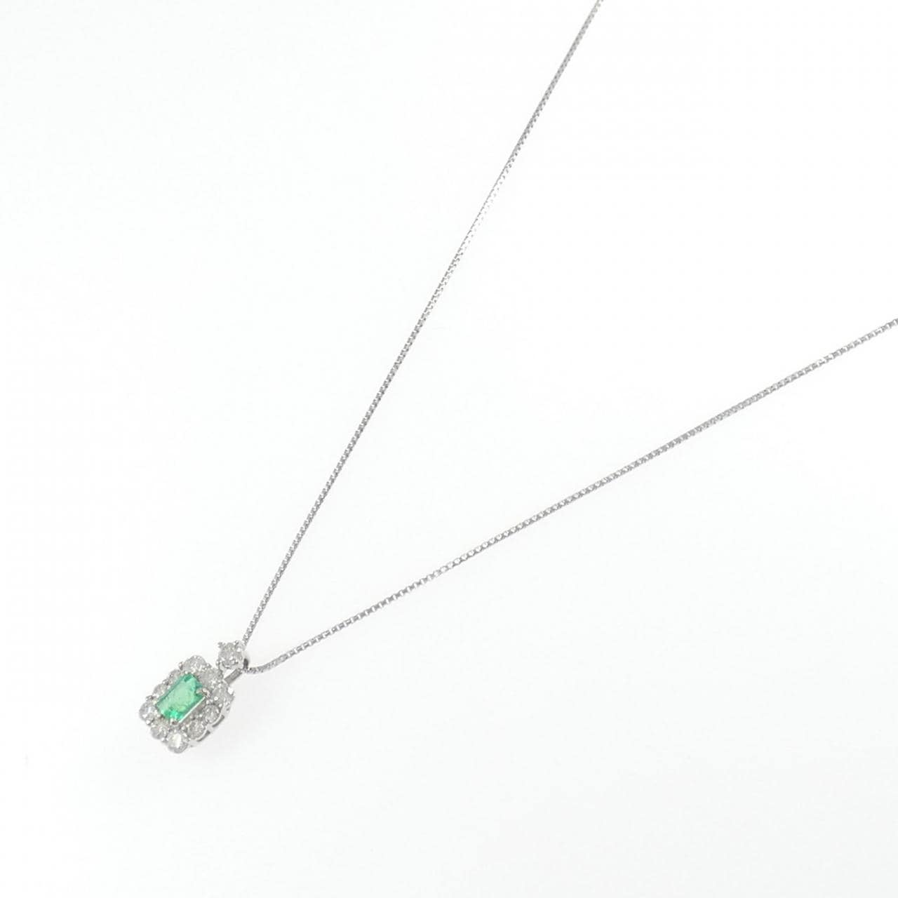 PT900/PT850 エメラルド ネックレス 0.19CT