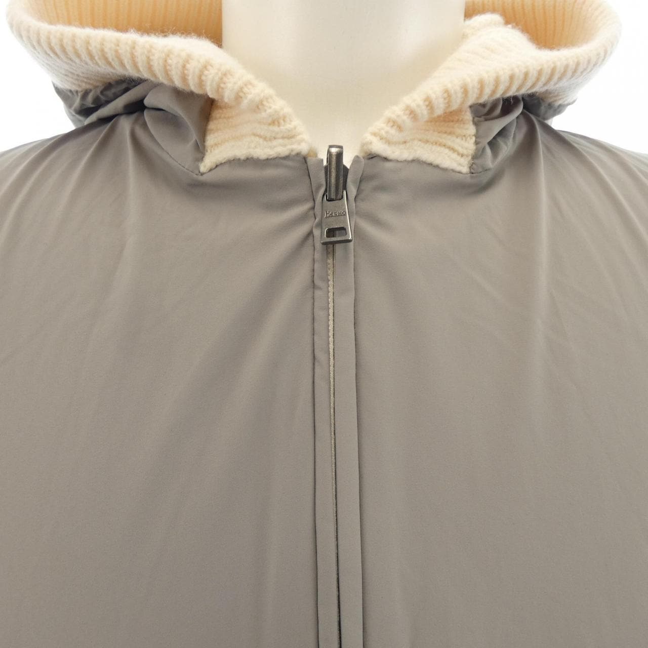 ヘルノ Herno MC00007UR ベスト