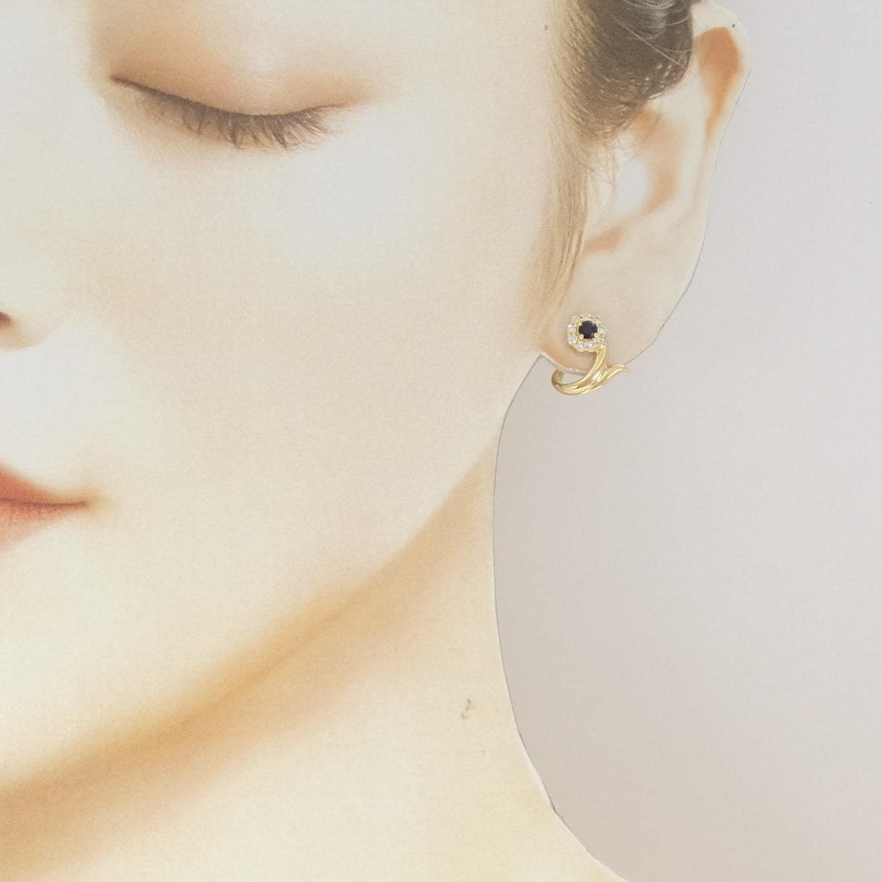K18YG サファイヤ ピアス 0.30CT