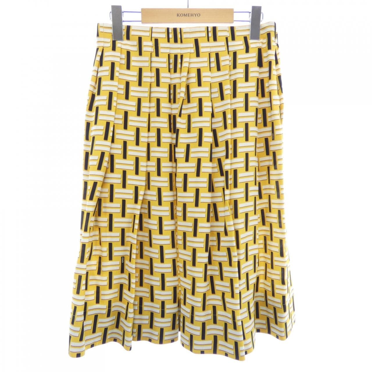 フェンディ FENDI FQ6224 M6Q スカート