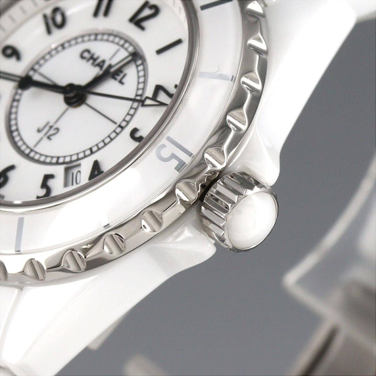 シャネル J12 33mmセラミック H0968 セラミック クォーツ