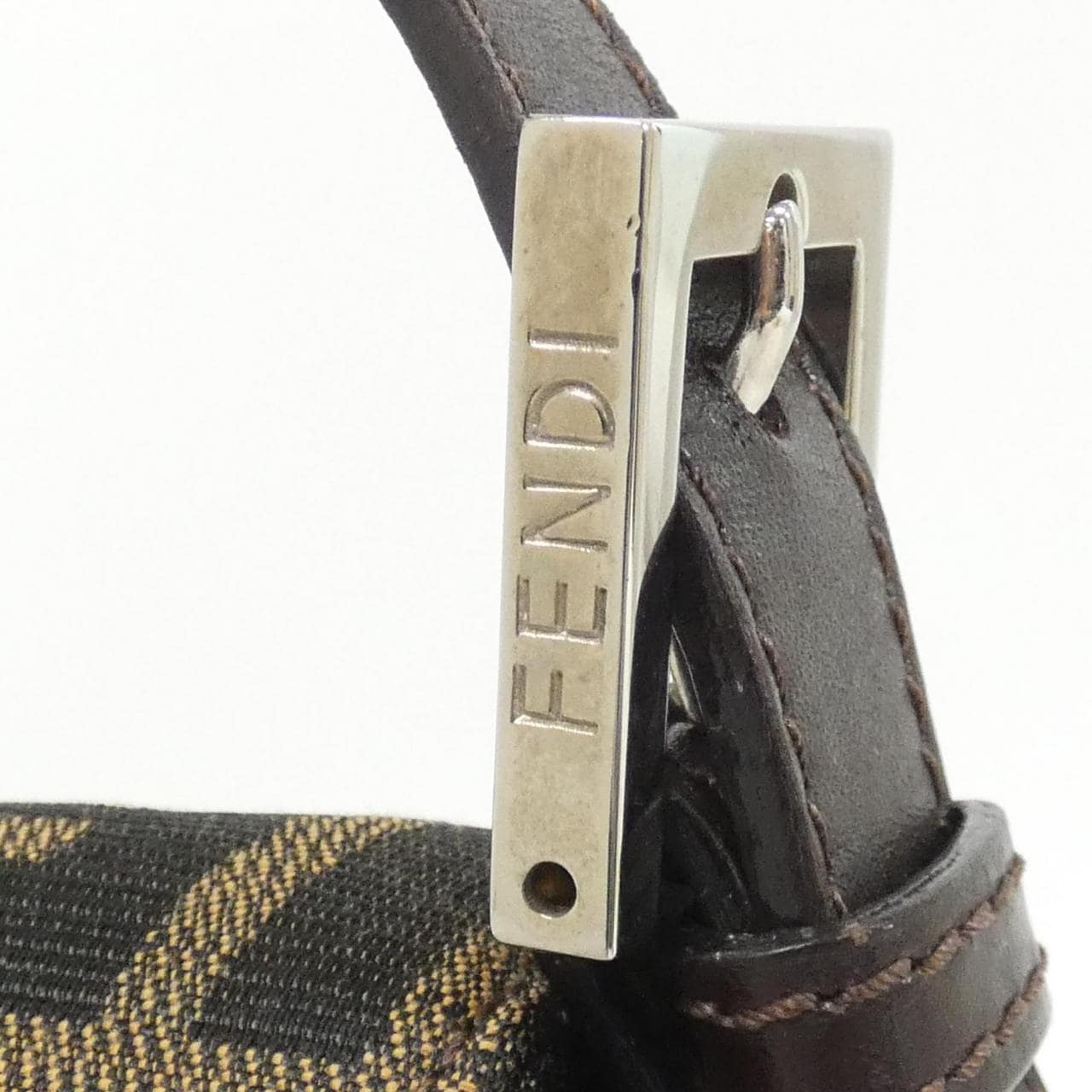 【ヴィンテージ】フェンディ マンマ バゲット 26325 ショルダーバッグ