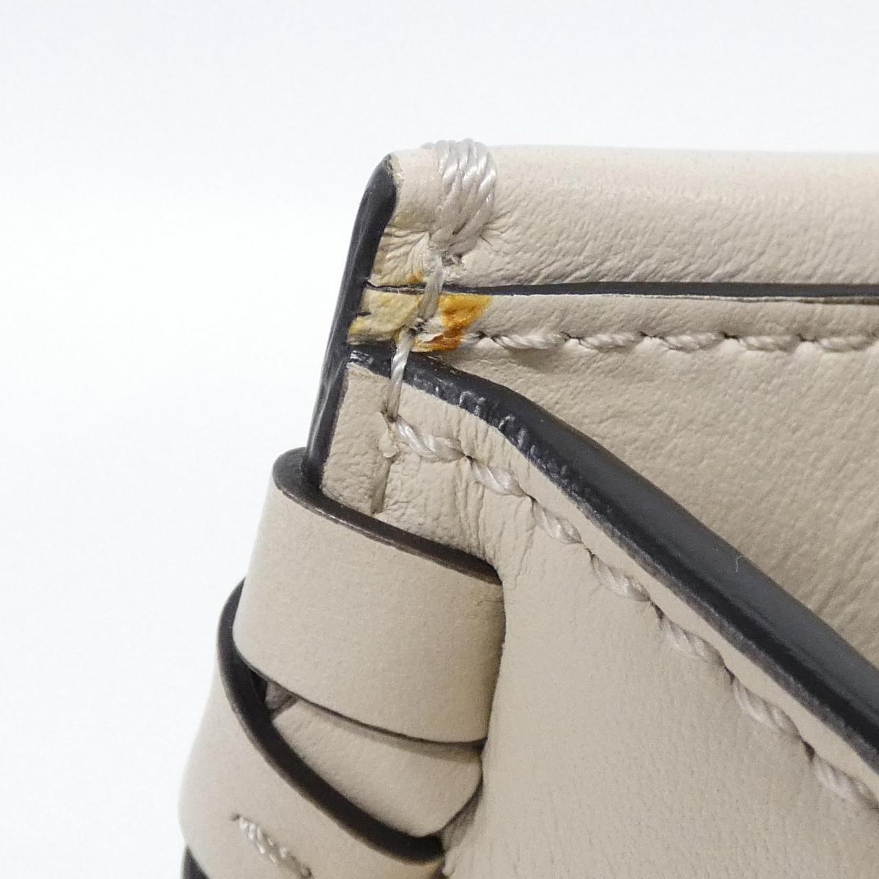 フェンディ ラナウェイ スモール 8BH344 A316 バッグ