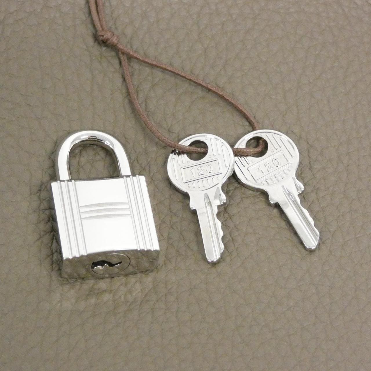 エルメス ピコタン ロック MM 060991CK バッグ