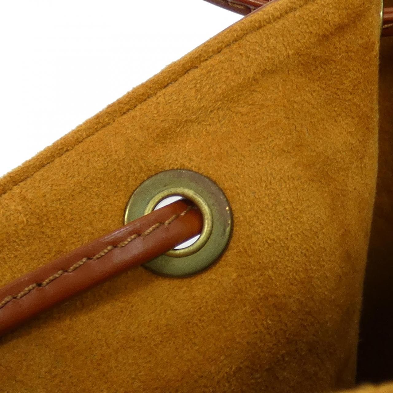 ルイヴィトン エピ プチ ノエ M44103 ショルダーバッグ