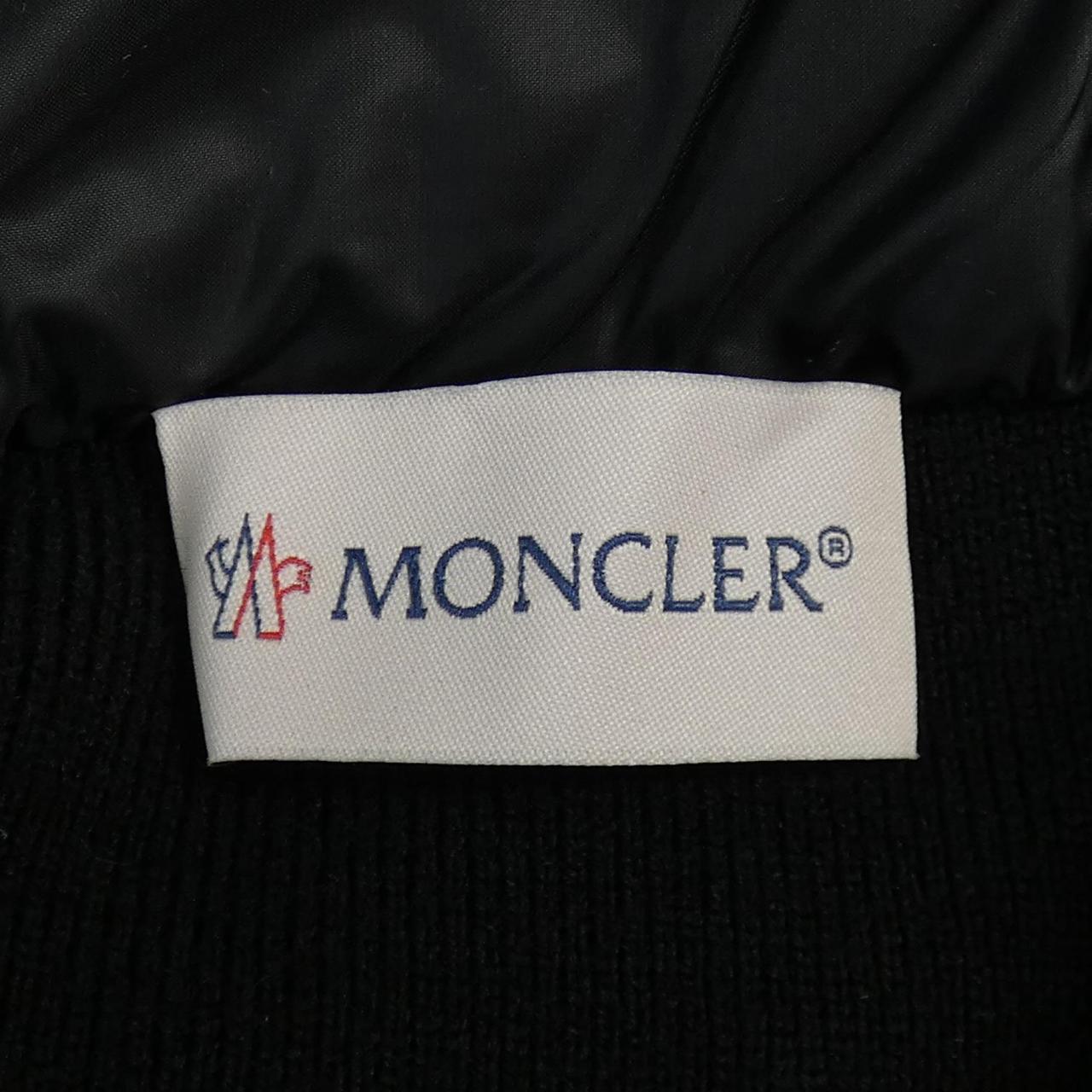 モンクレール MONCLER ダウンジャケット