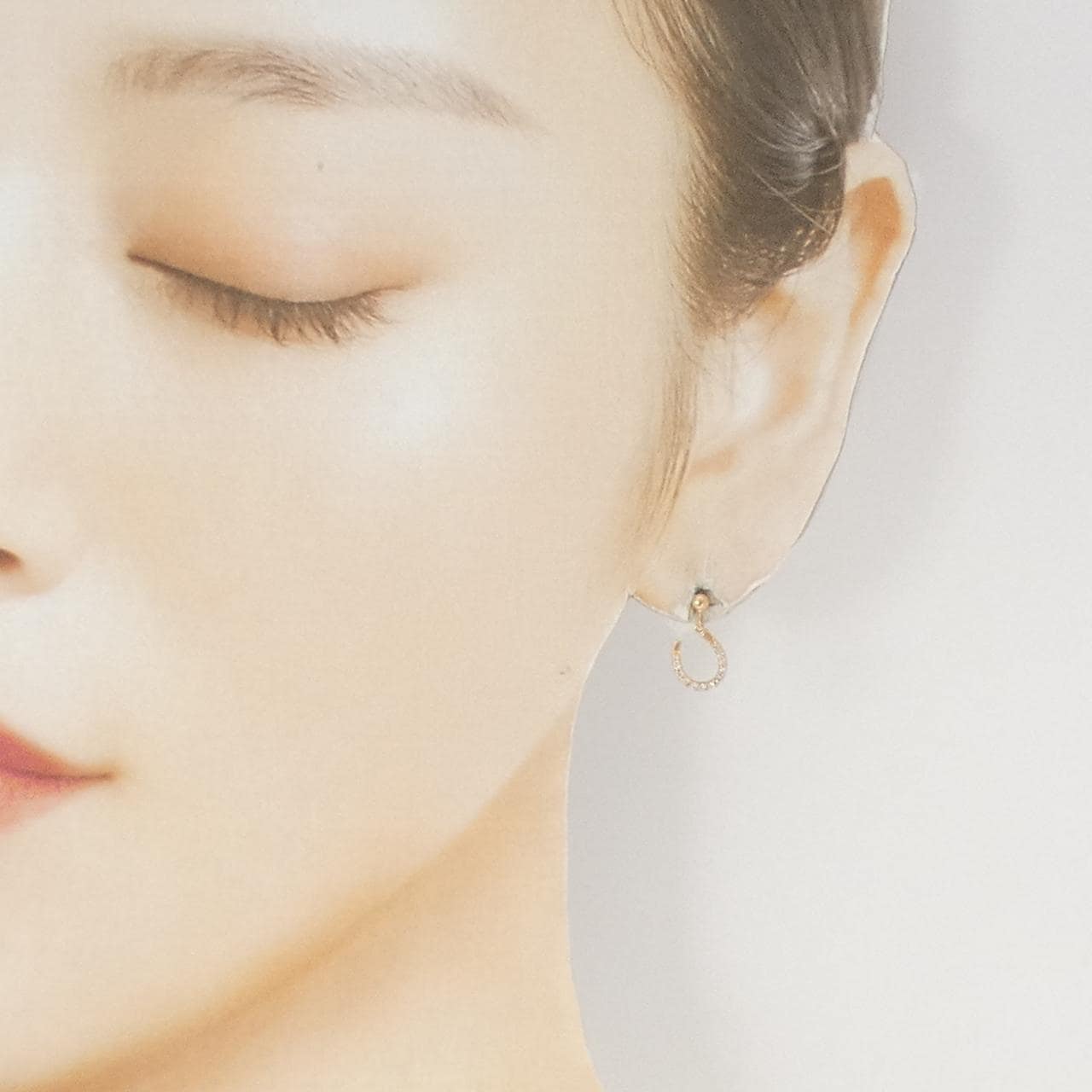 K18PG ホースシュー ダイヤモンド ピアス 0.10CT