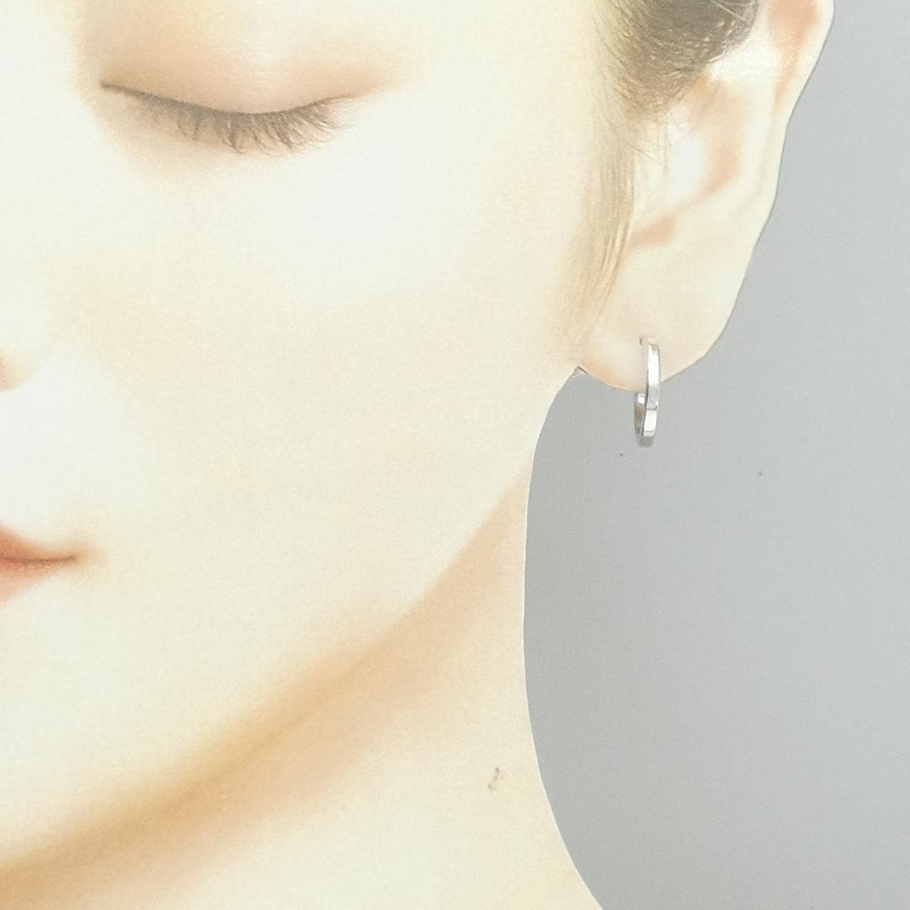 スタージュエリー 750WG ピアス 片耳