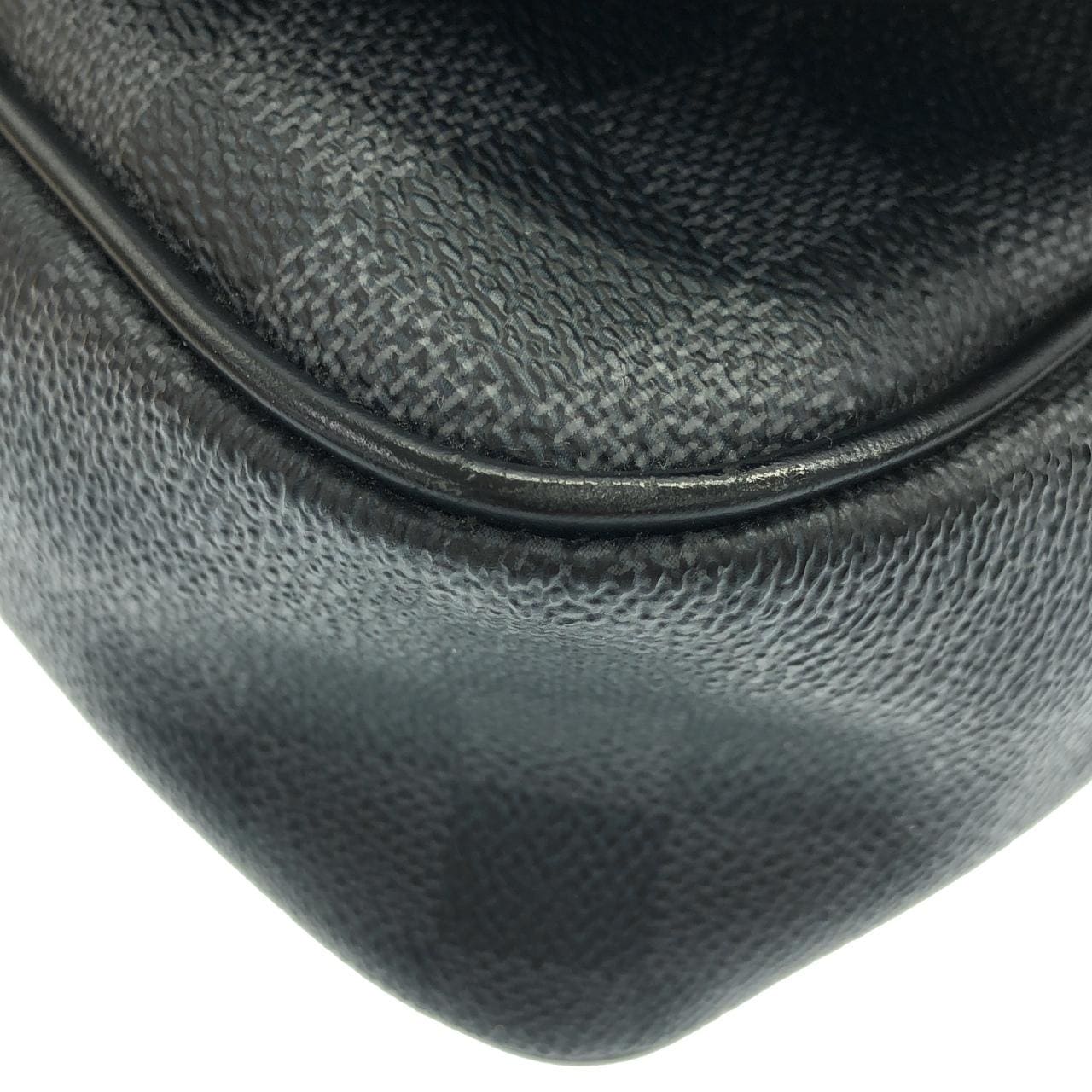 ルイヴィトン ダミエ グラフィット ダニエル MM N58029 ショルダーバッグ