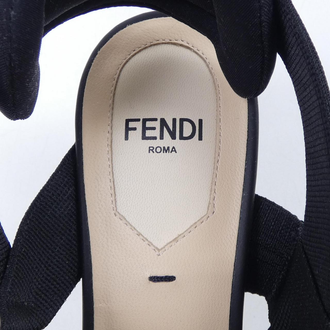 フェンディ FENDI パンプス