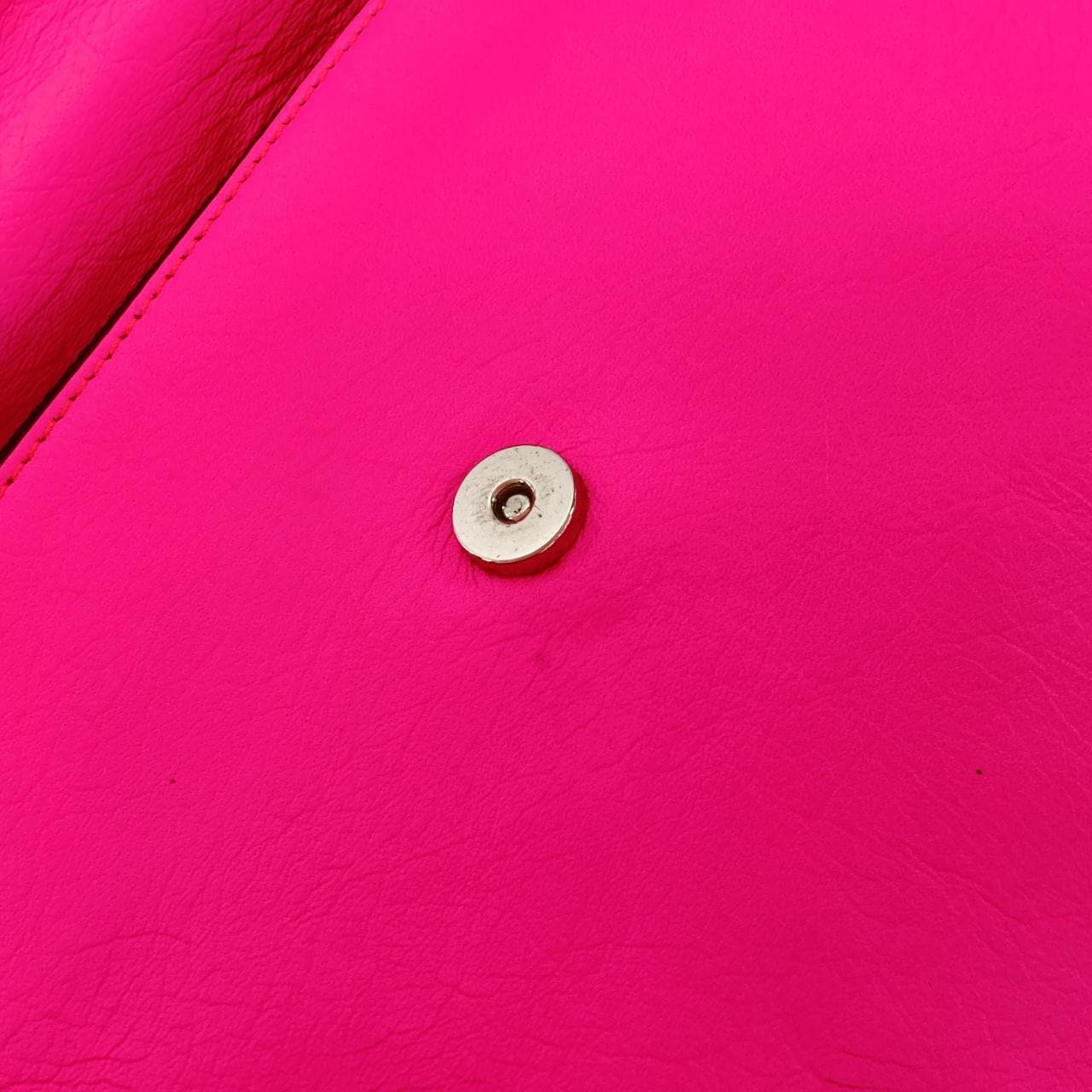 バレンシアガ CLASSIC SILVER ENVELOPE STRAP 438768 DLO0N ショルダーバッグ