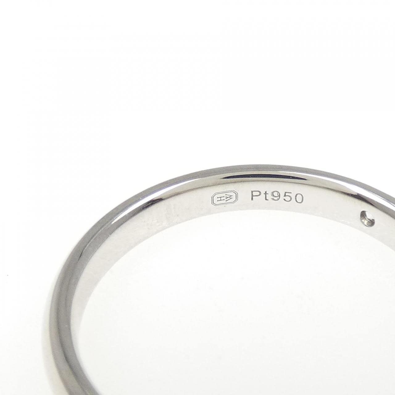 HARRY WINSTON Round Marriage Ring