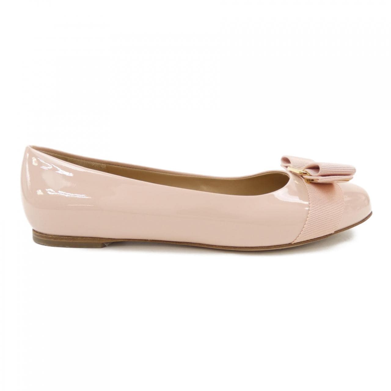 サルヴァトーレフェラガモ SALVATORE FERRAGAMO フラットシューズ
