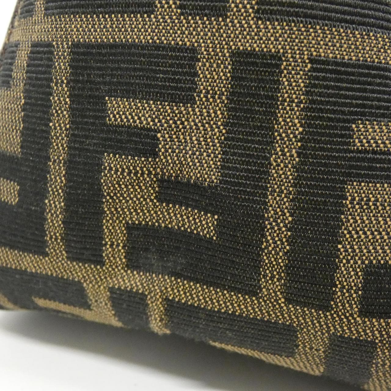 【ヴィンテージ】フェンディ マンマ バゲット 26325 ショルダーバッグ