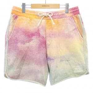 キス KITH ショートパンツ