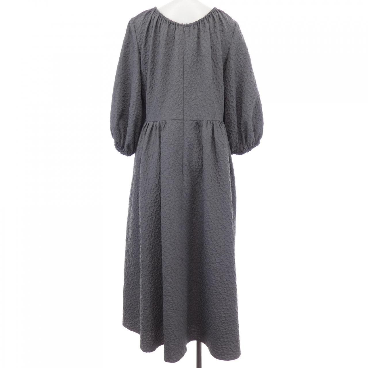 ネミカ NEMIKA ワンピース