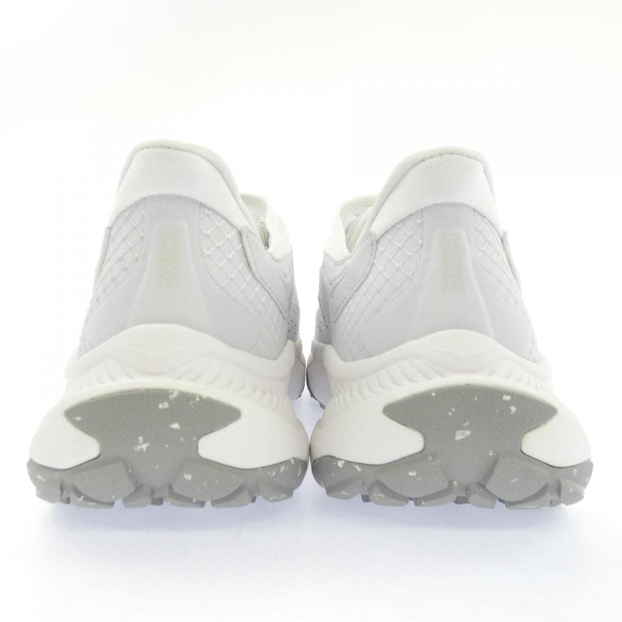 ホカオネオネ HOKA ONE ONE スニーカー