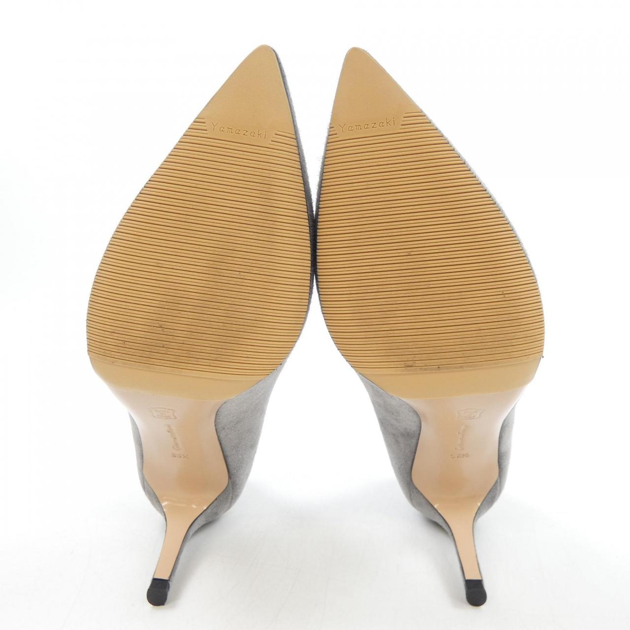 ジャンヴィトロッシ GIANVITO ROSSI パンプス