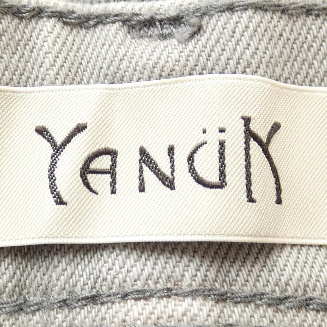 ヤヌーク YANUK パンツ