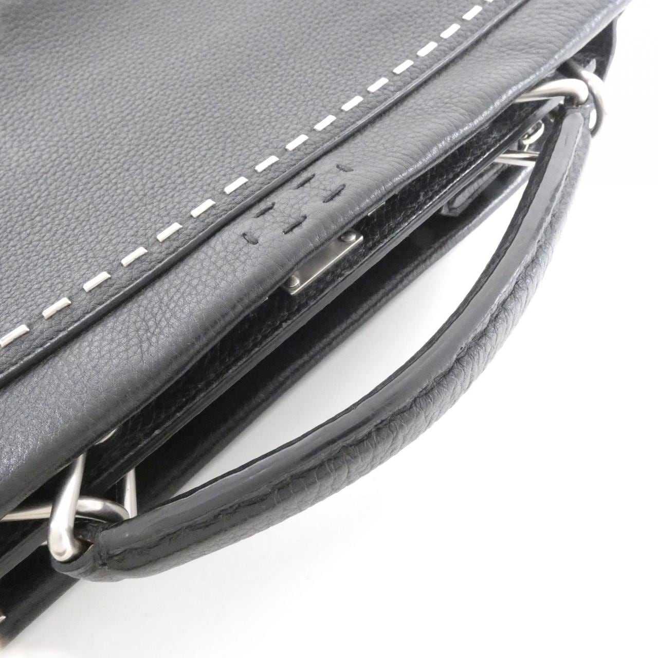 フェンディ ピーカブー フィット ミニ 7VA422 74D バッグ