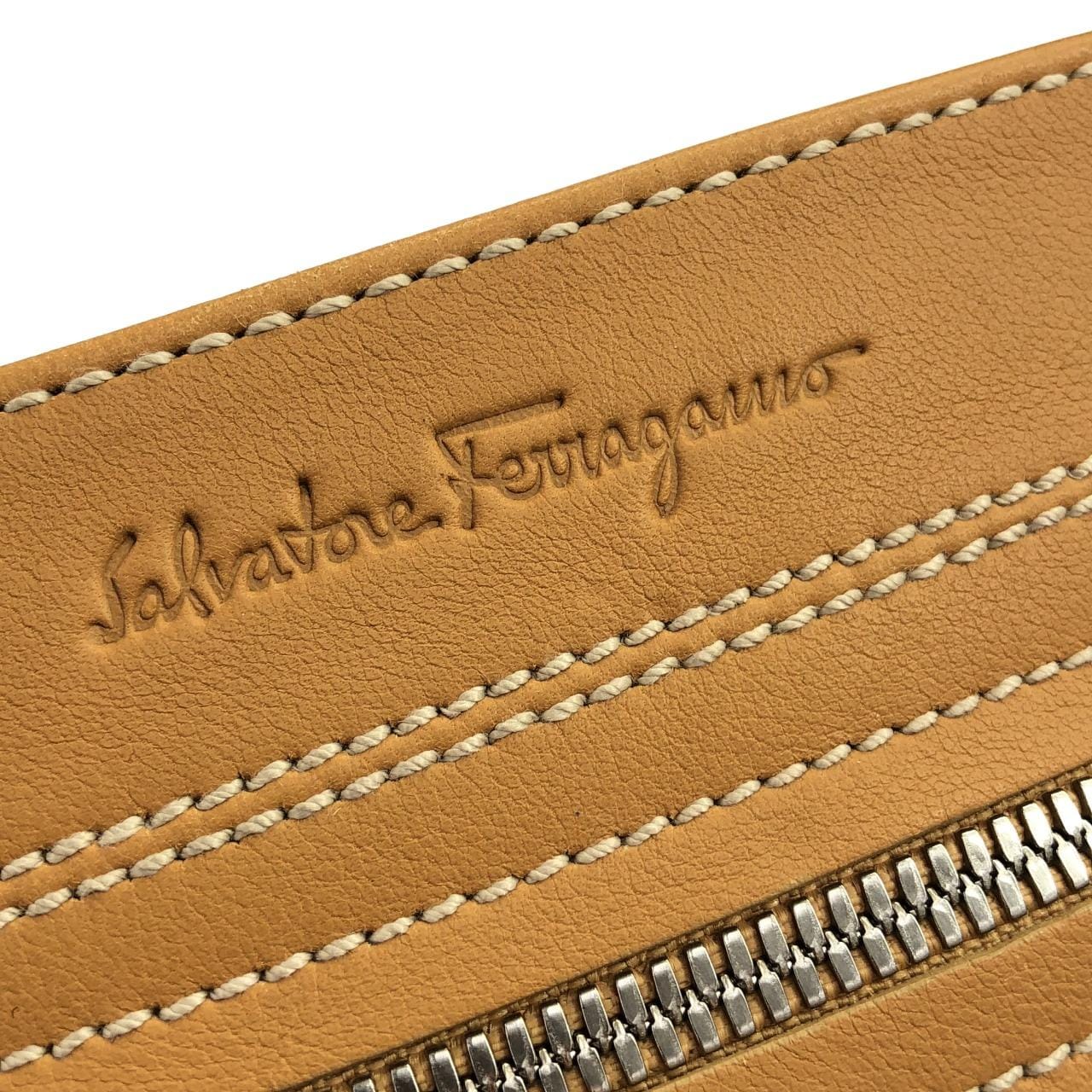 【ヴィンテージ】サルヴァトーレフェラガモ 21 4303 ショルダーバッグ