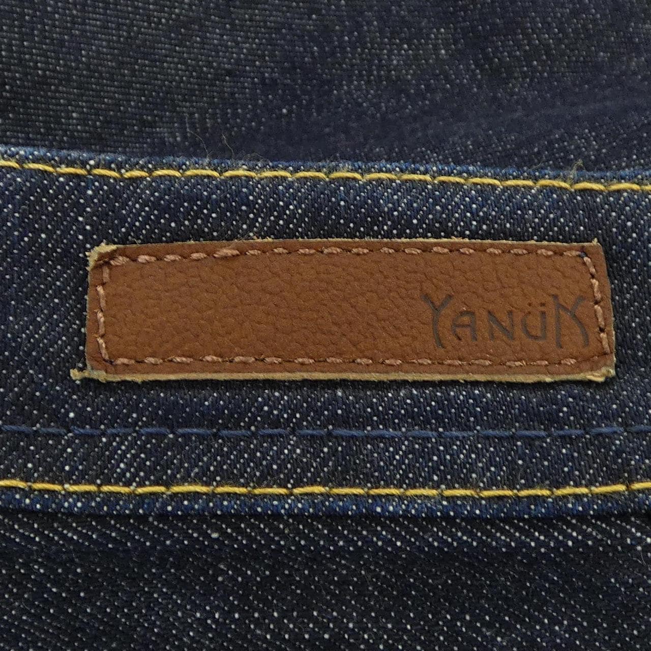 ヤヌーク YANUK ジーンズ