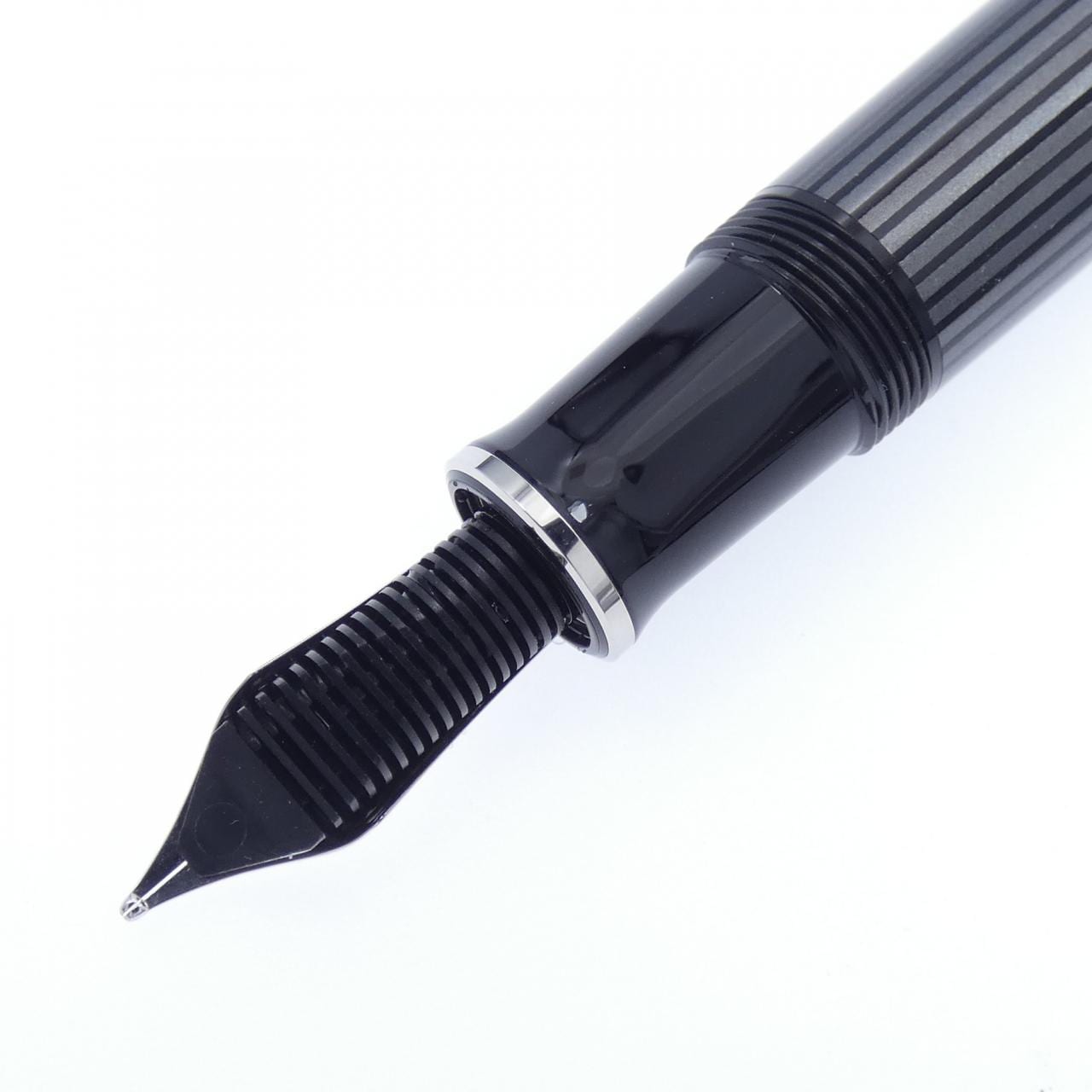 ペリカン スーベレーンM805ブラックストライプ 万年筆