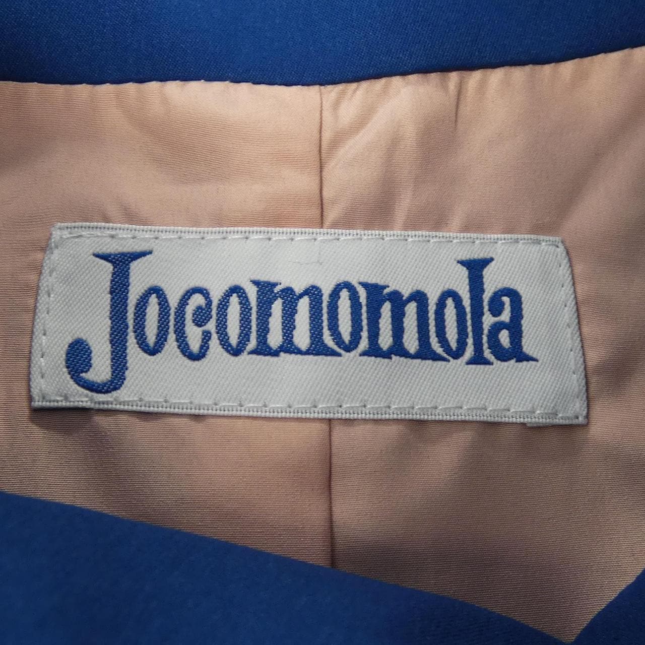 ホコモモラ Jocomomola コート