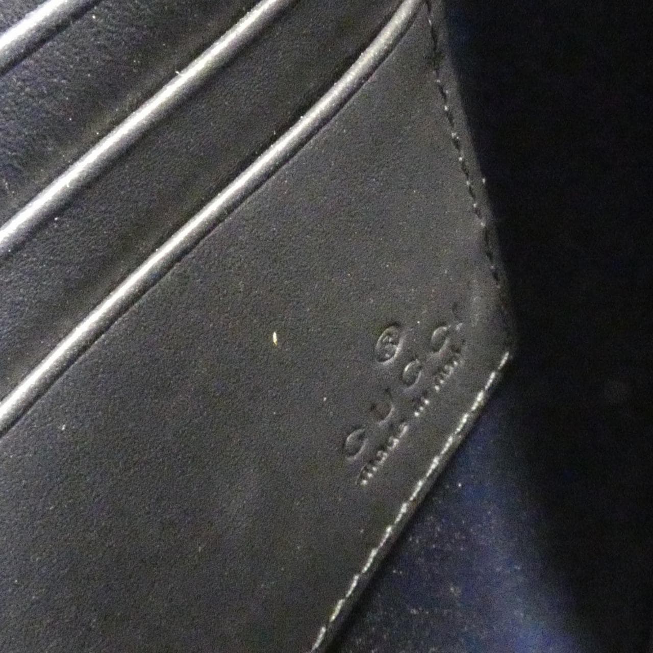 グッチ 411691 KU2HN バッグ