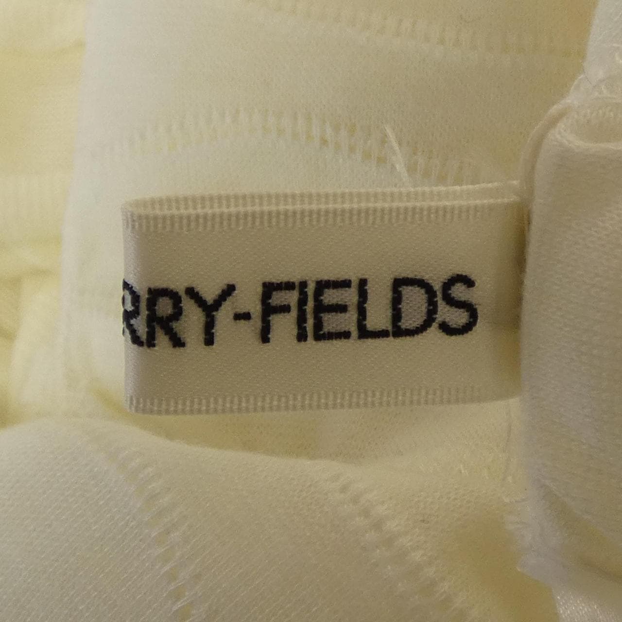 ストロベリーフィールズ STRAWBERRY FIELDS 45-46608　HK トップス