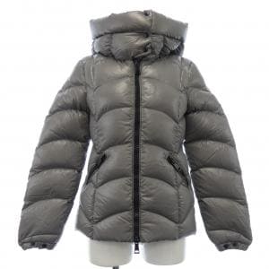 モンクレール MONCLER ダウンジャケット