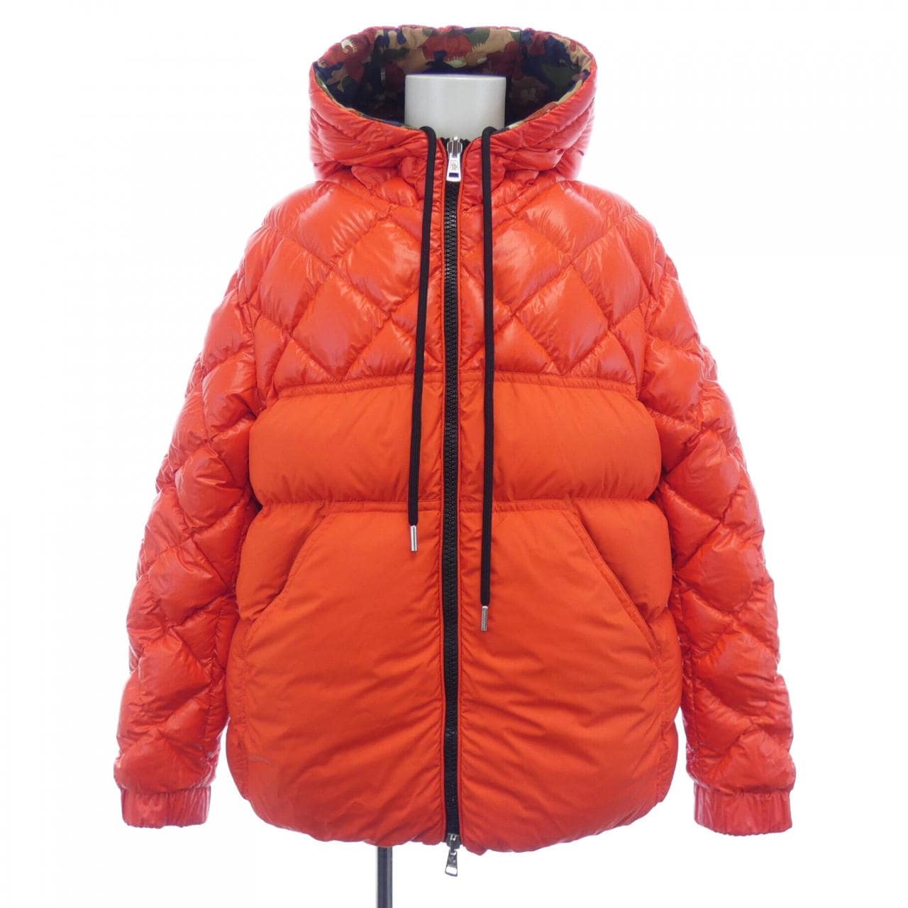 モンクレール MONCLER ダウンジャケット