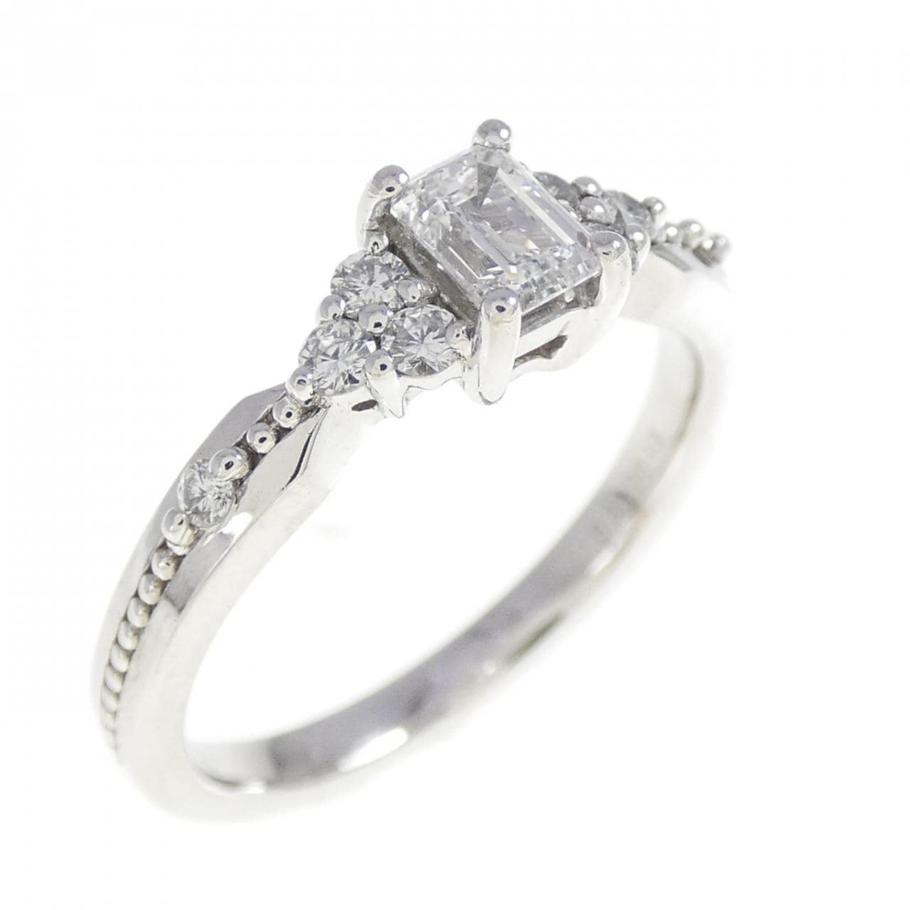 ジーエスティービー ダイヤモンド リング 0.31CT