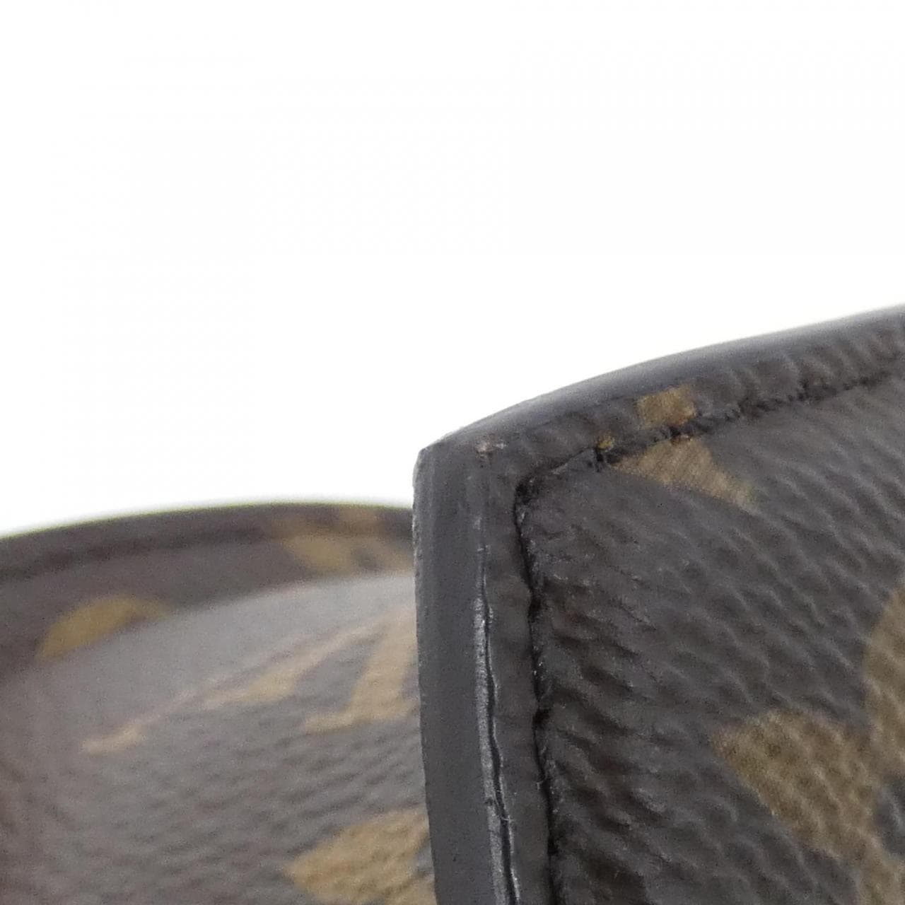 LOUIS VUITTON Monogram Reverse M46548 包