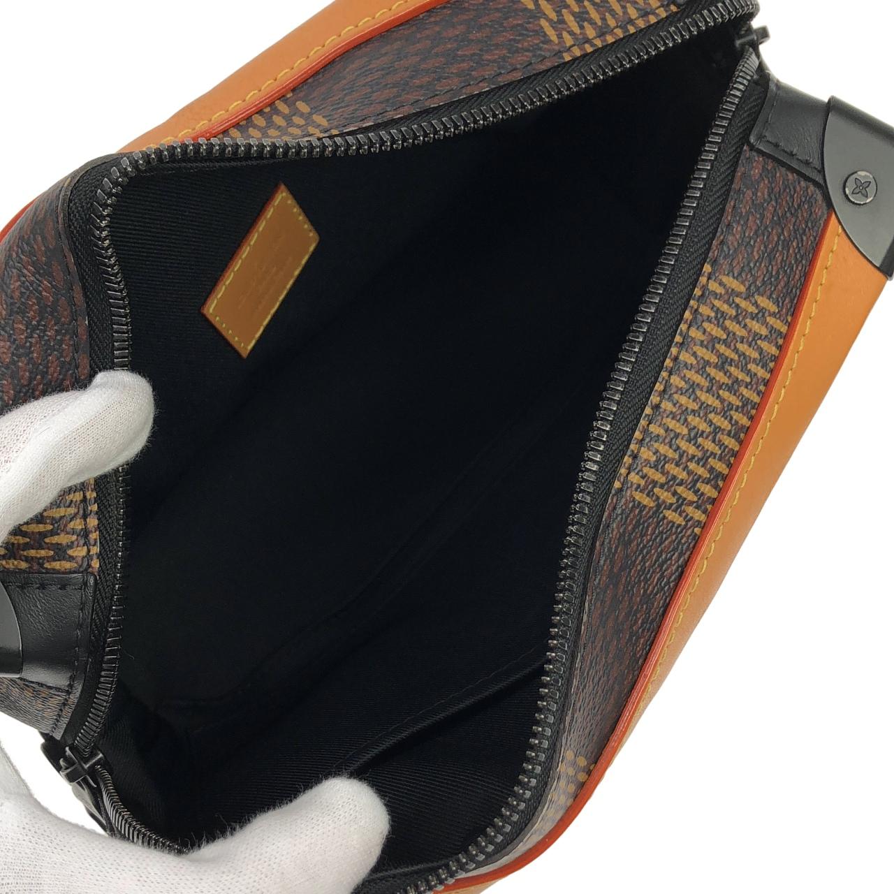 ルイヴィトン ダミエ ジャイアント(LVスクエアード) ソフトトランク N40381 ショルダーバッグ