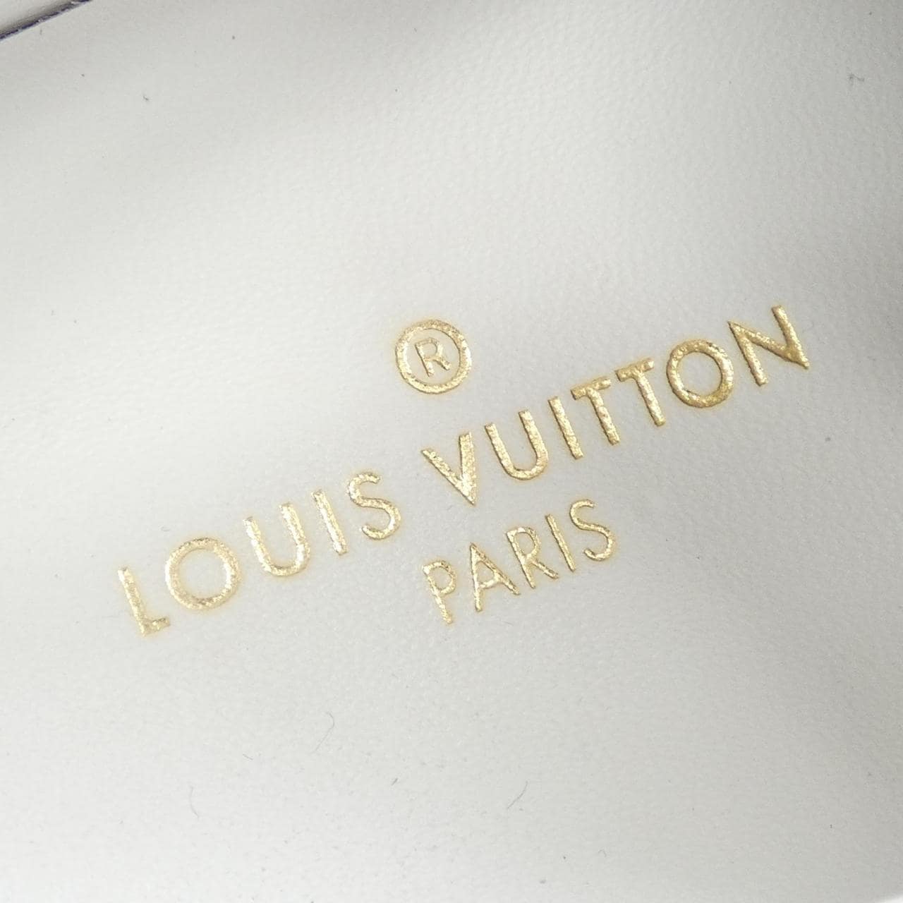 ルイヴィトン LOUIS VUITTON タイムアウトライン スニーカー