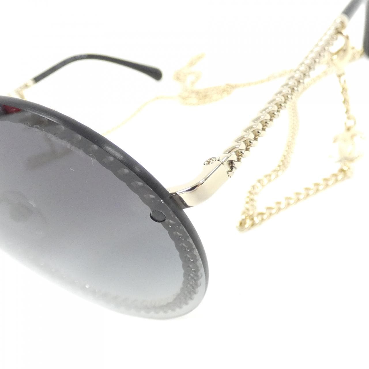 CHANEL 4245 sunglasses