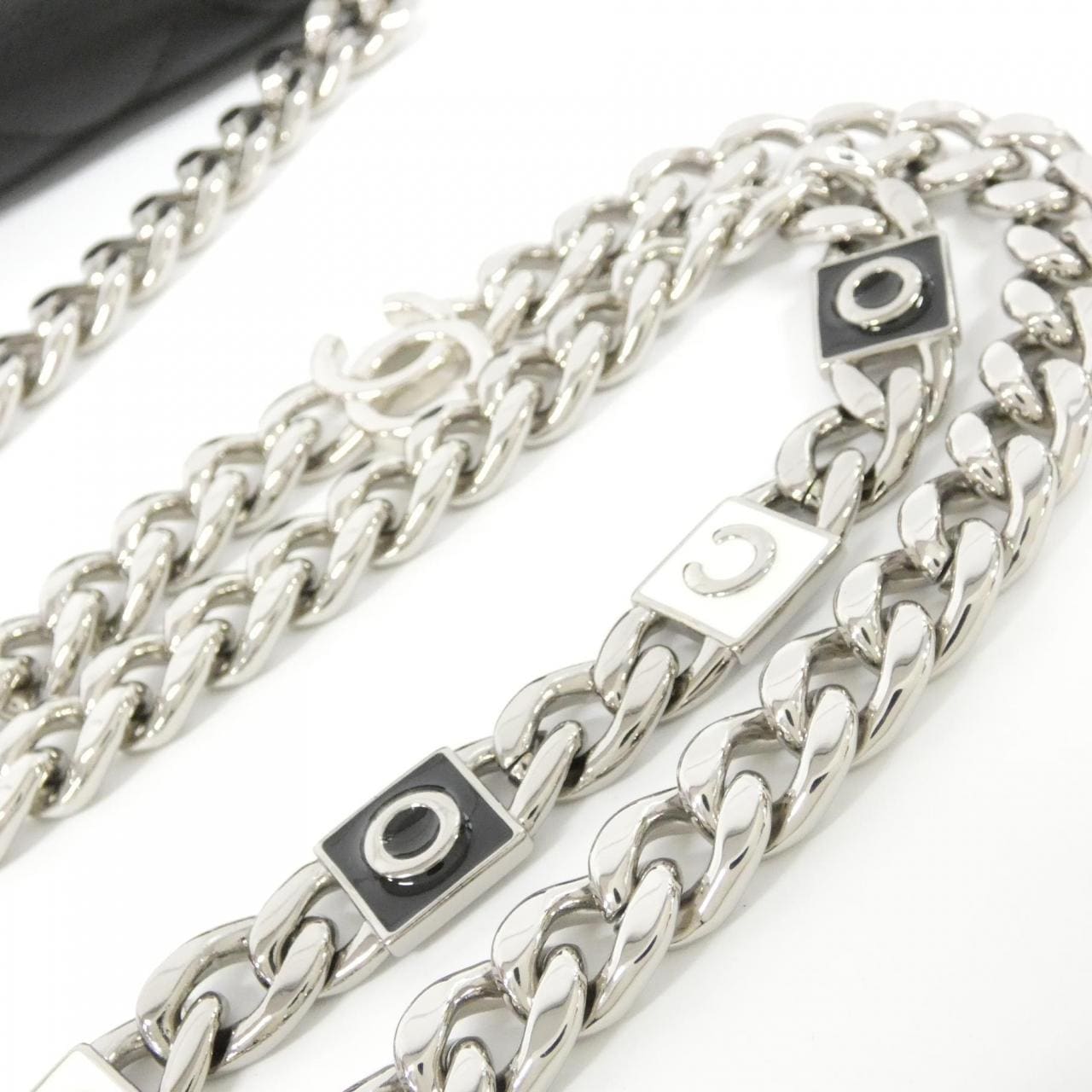 シャネル AP2759 チェーンクラッチ