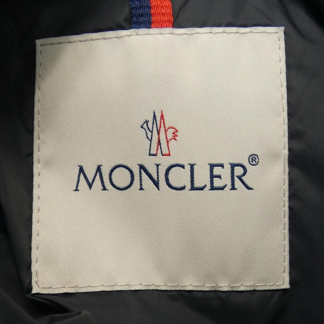 MONCLER蒙克勒羽绒服