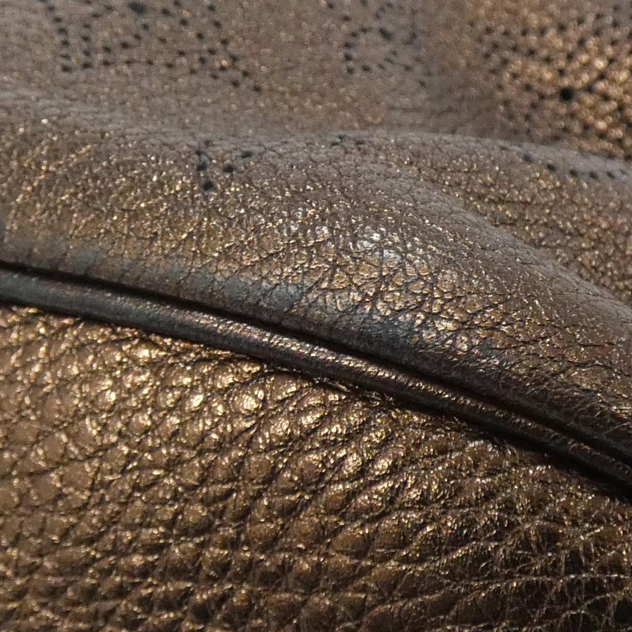 ルイヴィトン マヒナ L M95766 ショルダーバッグ